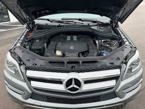 Used 2015 Mercedes-Benz GL 450 4MATIC image 11