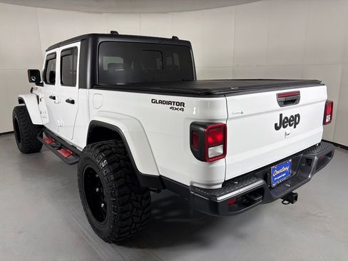 Used 2024 Jeep Gladiator Sport AWD/4WD image 7