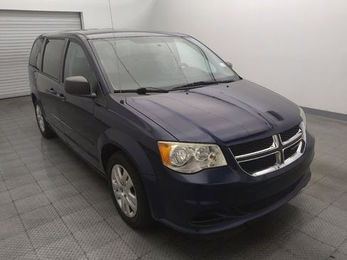 Used 2017 Dodge Grand Caravan SE w/ Power Window Group FWD image 13