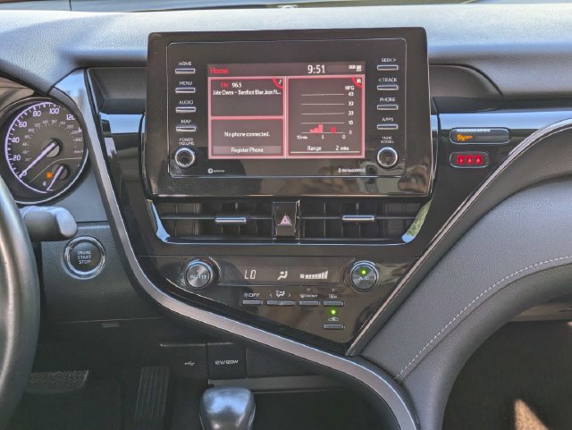 Used 2021 Toyota Camry SE w/ Convenience Package FWD image 21