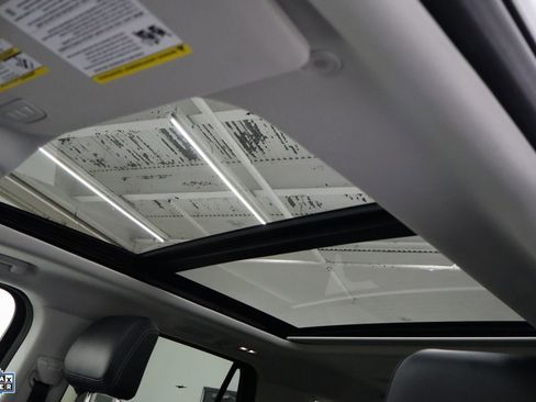 Certified 2025 Ford Expedition Max Platinum image 21