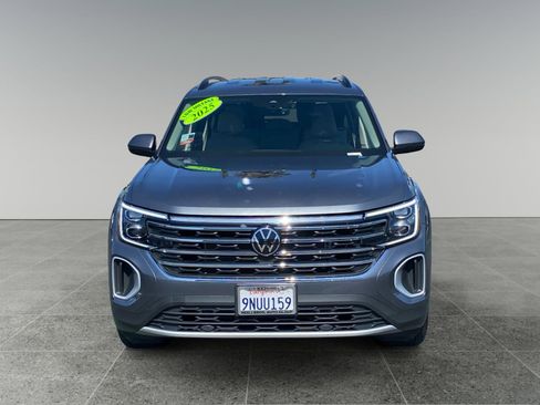 Used 2025 Volkswagen Atlas SE FWD image 8