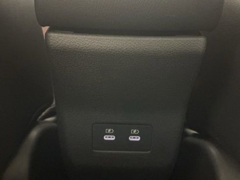 New 2026 Nissan Kicks SR AWD/4WD image 14