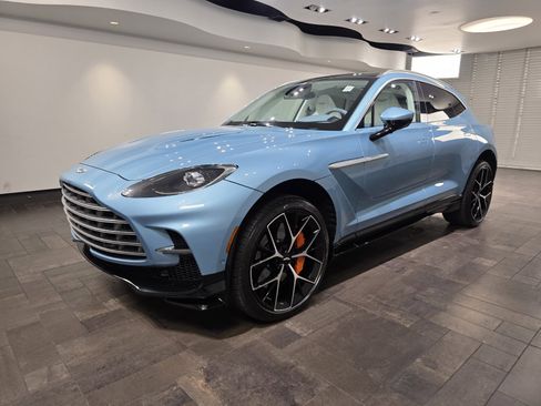New 2026 Aston Martin DBX 707 image 30