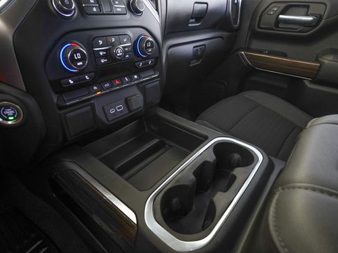 Used 2022 Chevrolet Silverado 1500 RST image 21