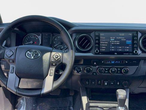 Certified 2020 Toyota Tacoma TRD Off-Road w/ TRD Premium Off Road Package AWD/4WD image 16