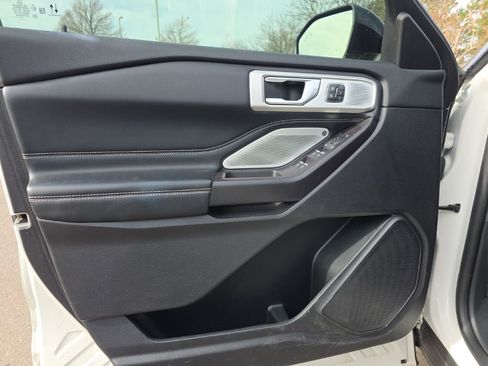 Used 2020 Ford Explorer ST w/ Premium Technology Package image 10