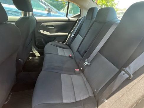 Used 2020 Nissan Sentra SV FWD image 12