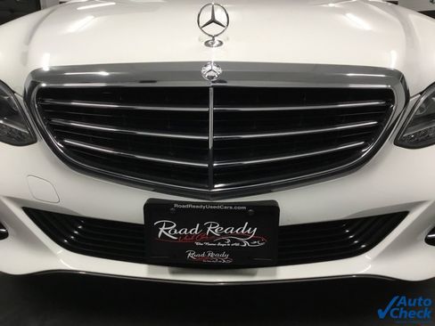 Used 2015 Mercedes-Benz E 350 4MATIC Sedan w/ Premium 1 Package image 20