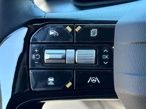 New 2026 Kia Sorento S FWD image 24