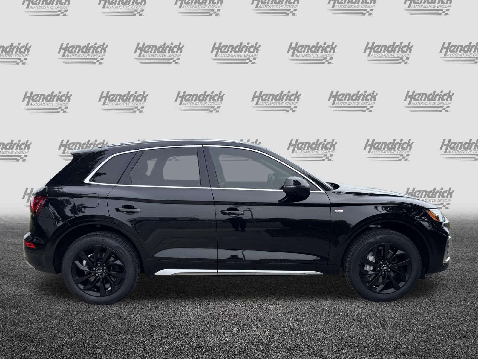 Certified 2023 Audi Q5 2.0T Premium Plus w/ Premium Plus Package AWD/4WD image 11