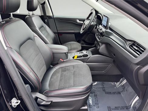 Used 2022 Ford Escape SEL w/ SEL Stealth AWD Package image 30