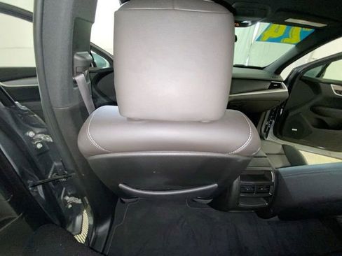 Used 2024 Cadillac XT5 Luxury w/ LPO, Floor Liner Package AWD/4WD image 35