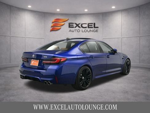 Used 2022 BMW M5 w/ Executive Package image 9