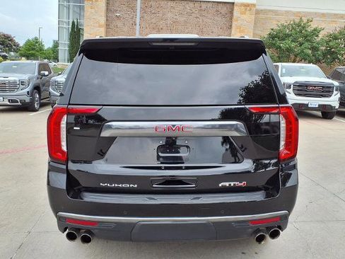 Used 2024 GMC Yukon AT4 w/ AT4 Premium Package AWD/4WD image 24