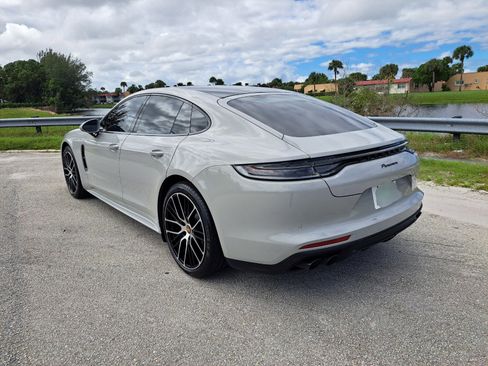 Used 2023 Porsche Panamera Platinum Edition image 2