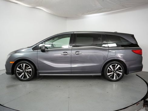 Used 2018 Honda Odyssey Elite image 5