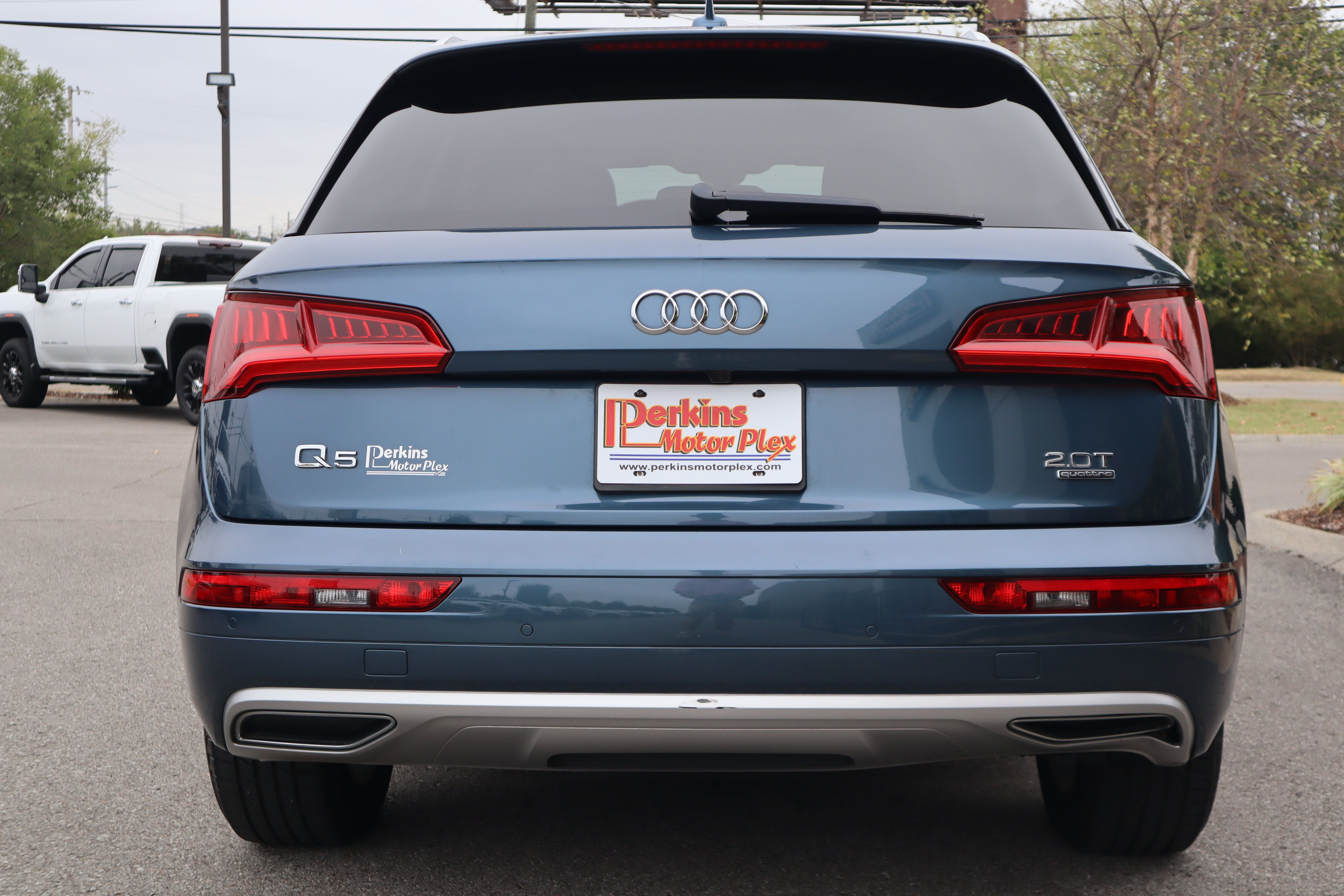 Used 2018 Audi Q5 2.0T Premium Plus w/ Premium Plus Package AWD/4WD image 8