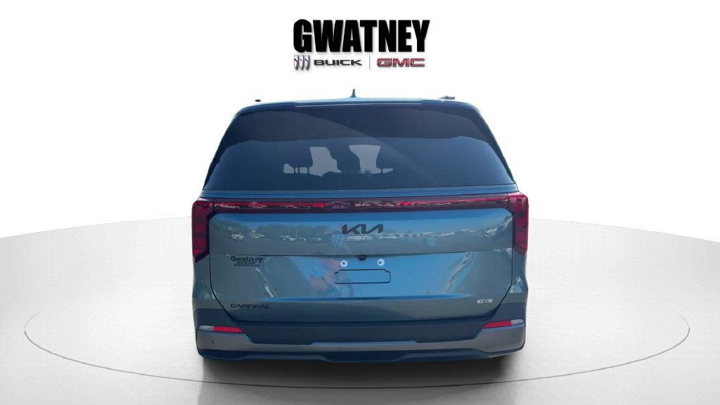 Used 2026 Kia Carnival SX w/ SX Dark Edition Package FWD image 4