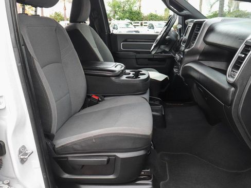 Used 2021 RAM 3500 Big Horn image 37