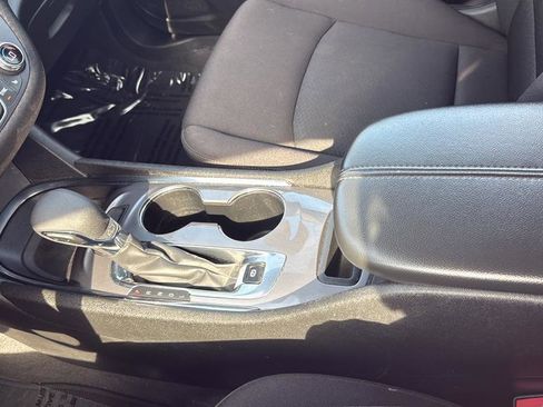 Used 2023 Chevrolet Malibu LT FWD image 20