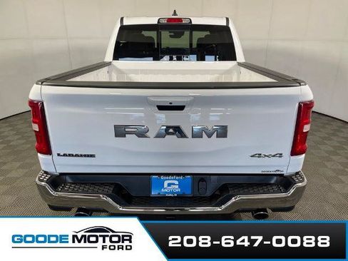 Used 2025 RAM 1500 Laramie AWD/4WD image 7