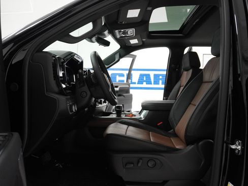 New 2026 Chevrolet Silverado 1500 High Country w/ High Country Premium Package AWD/4WD image 14