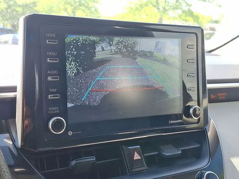 Used 2021 Toyota Corolla LE w/ Carpet Mat Package (TMS) FWD image 15