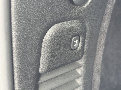 Used 2025 Dodge Durango GT RWD image 11