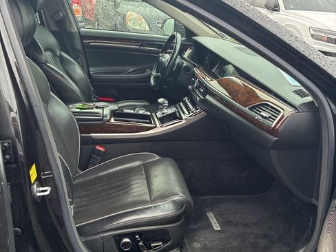 Used 2018 Genesis G90 3.3T Premium image 6