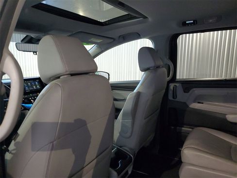 Used 2020 Honda Odyssey EX-L image 12