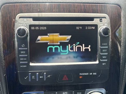 Used 2016 Chevrolet Traverse LT FWD image 25