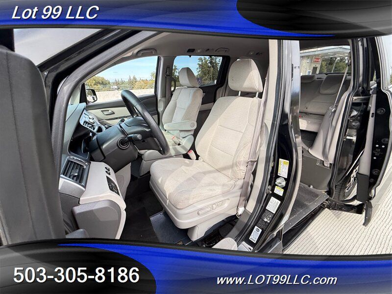 Used 2011 Honda Odyssey EX image 8