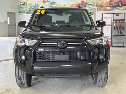 Used 2024 Toyota 4Runner SR5 Premium image 7