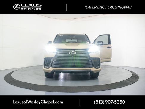 Used 2025 Lexus LX 700h Overtrail image 45