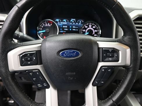 Used 2015 Ford F150 Lariat w/ Equipment Group 502A Luxury AWD/4WD image 15