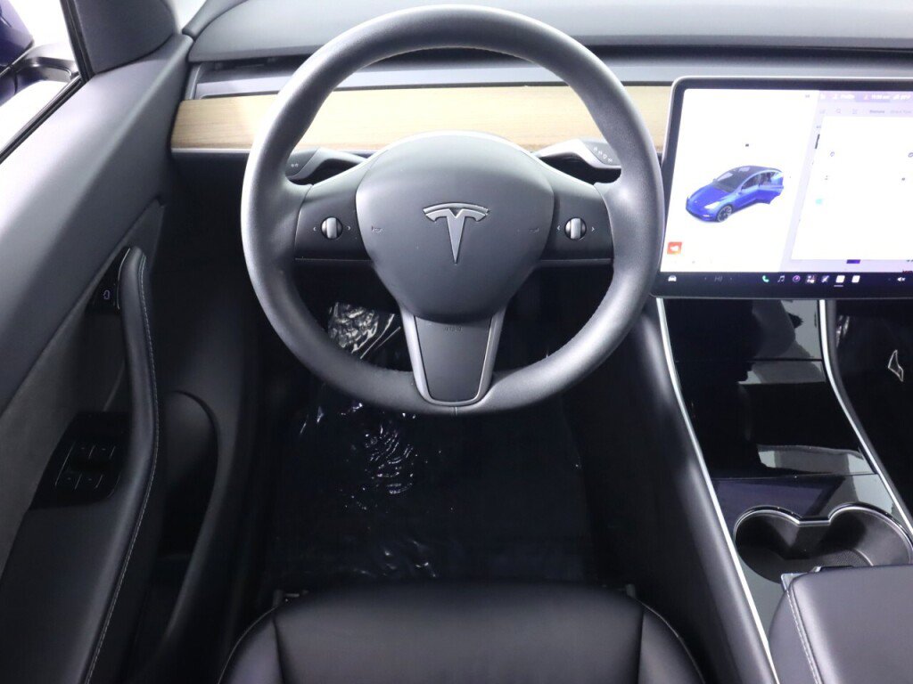 Used 2021 Tesla Model Y Long Range AWD/4WD image 31