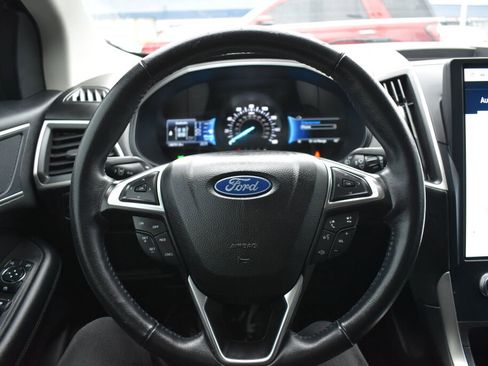 Used 2023 Ford Edge SEL image 17