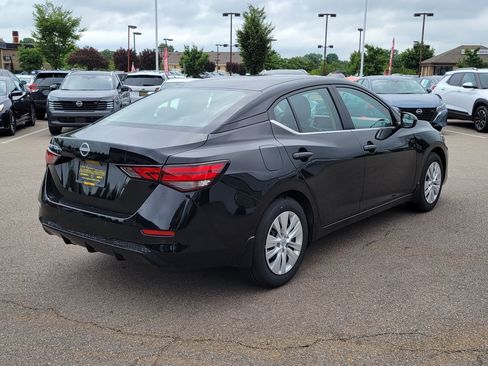 Certified 2025 Nissan Sentra S FWD image 4
