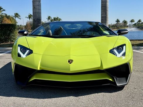 Used 2016 Lamborghini Aventador LP 750-4 Superveloce image 4