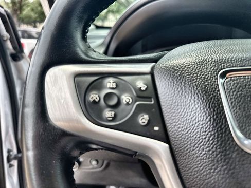 Used 2020 GMC Terrain SLT w/ Preferred Package FWD image 31