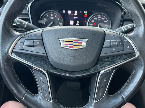 Used 2022 Cadillac XT5 Premium Luxury w/ Technology Package AWD/4WD image 24