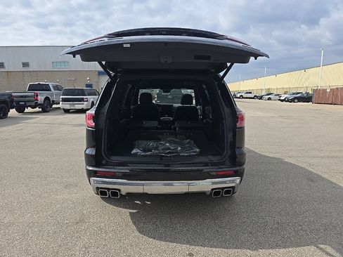 Used 2025 GMC Acadia Denali w/ Super Cruise Package AWD/4WD image 6