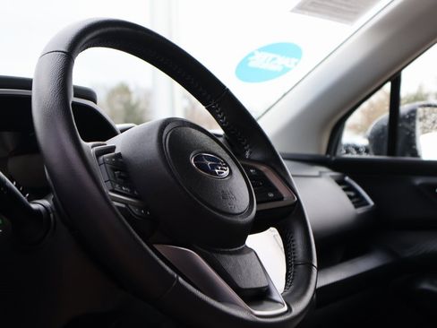 Used 2024 Subaru Ascent Premium w/ Convenience Package image 27