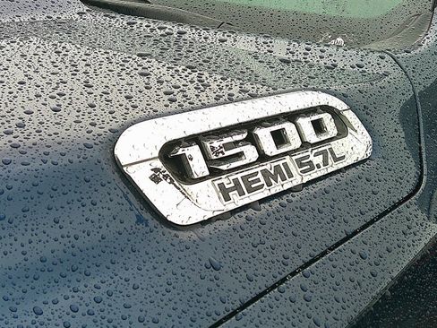 Used 2019 RAM 1500 Big Horn image 11