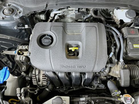 Used 2025 Kia Seltos S image 32