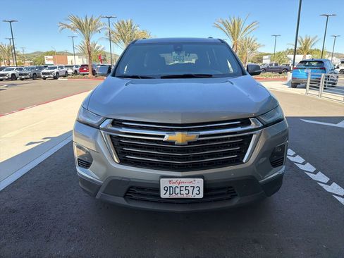 Certified 2023 Chevrolet Traverse LT image 2