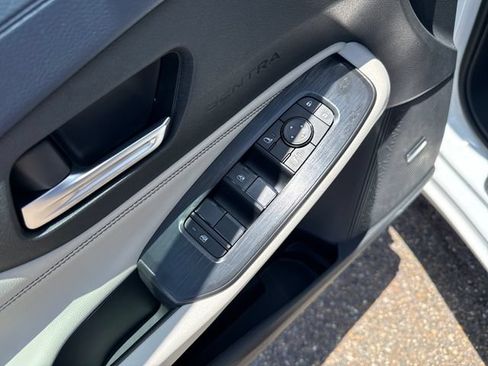 New 2026 Nissan Sentra SL w/ Floor Mat Package FWD image 11