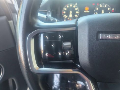 Used 2022 Land Rover Discovery Sport SE image 31