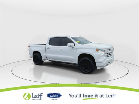 Used 2023 Chevrolet Silverado 1500 LTZ image 2
